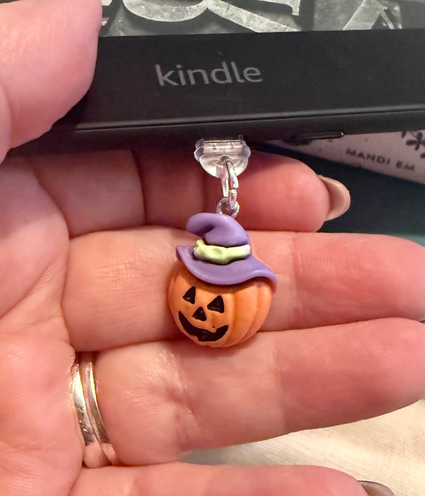 Pumpkin Witch Kindle Dust Plug Charm