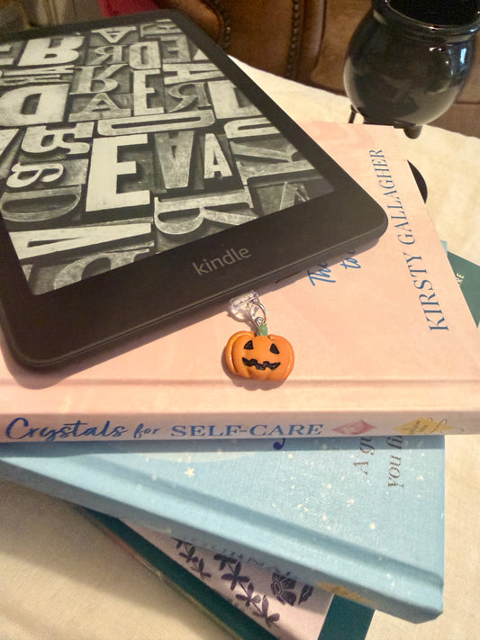 Pumpkin Kindle Dust Plug Charm