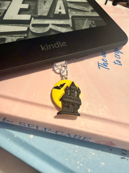 Haunted House Kindle Dust Plug Charm