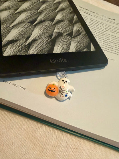 Cute Pumpin Ghost Kindle Dust Plug Charm